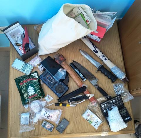 Il materiale sequestrato