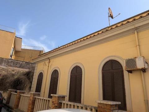 La sede dell'ex ambulatorio