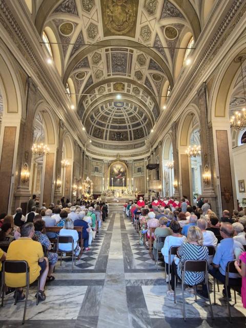 La Chiesa gremita 