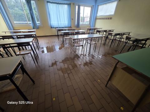 Uno dei controlli all'interno delle scuole