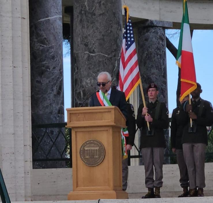 L'intervento del sindaco Lo Fazio al Cimitero americano