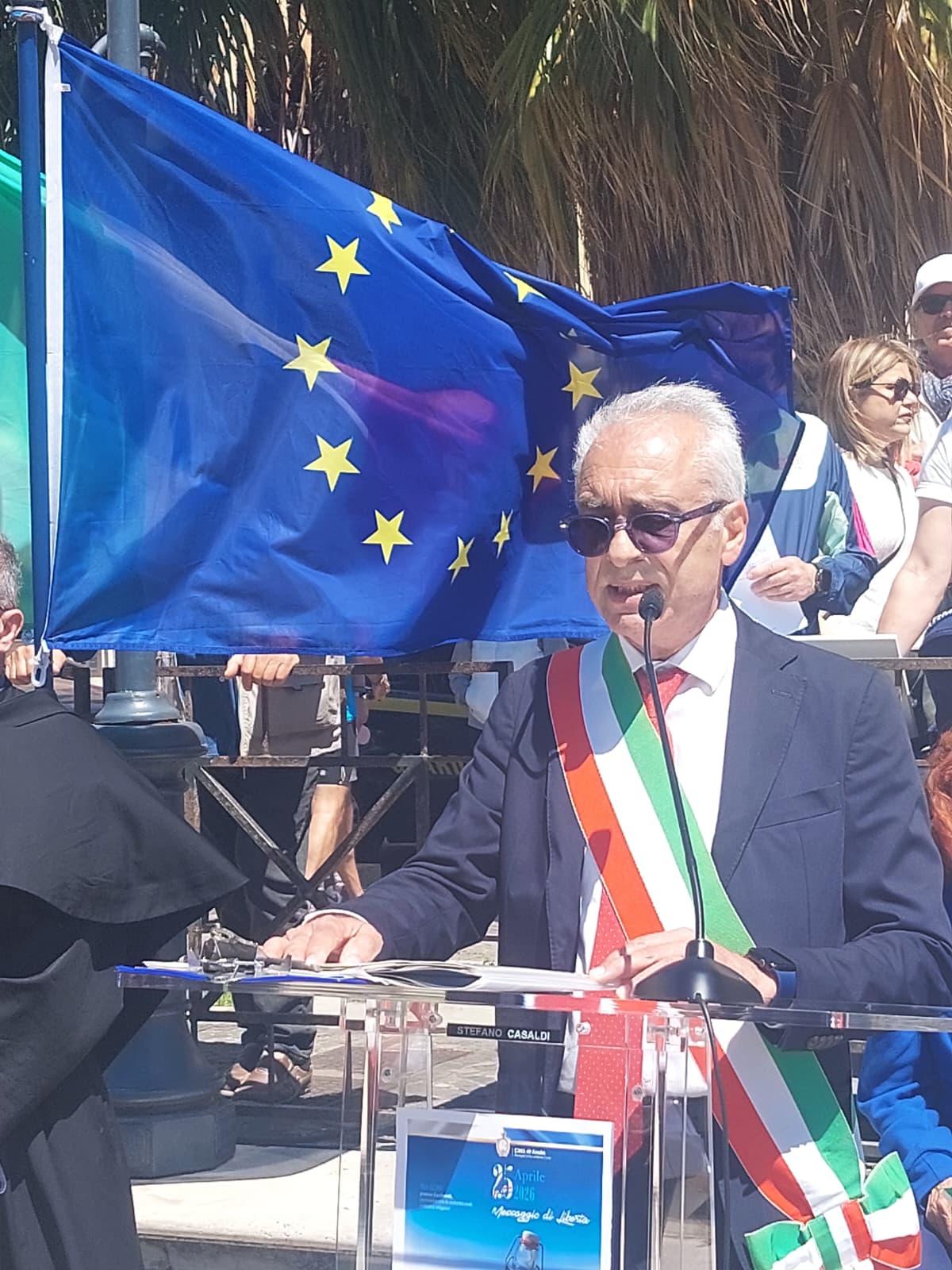 Il sindaco durante il suo discorso